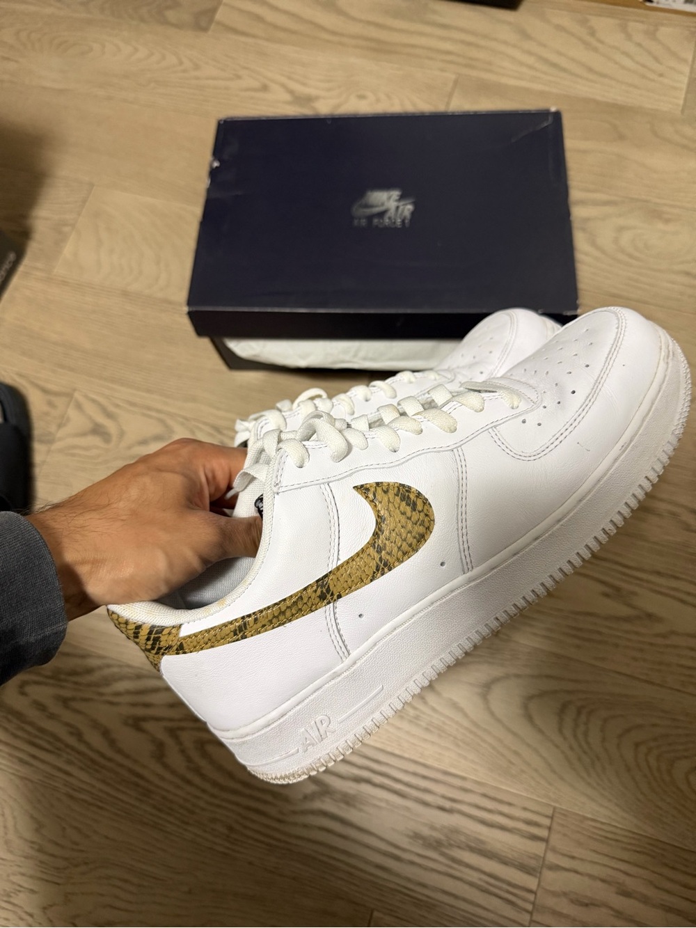 Nike White Air Force 1 Low Ivory Snake US 10.5